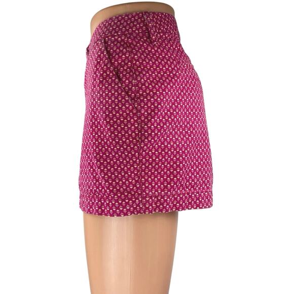 Old Navy Everyday Twill Women's Pink Floral Mid Rise 3" Mini Shorts Size 2 - Picture 2 of 5